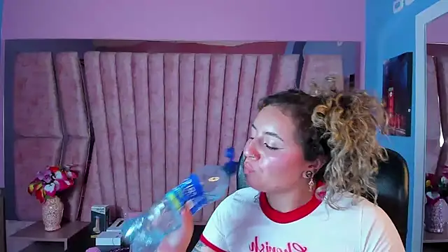 Snapshot of celeste_blue69 chatting on 11, 2, 2025 celeste blue69 online show from 11, 2, 2025