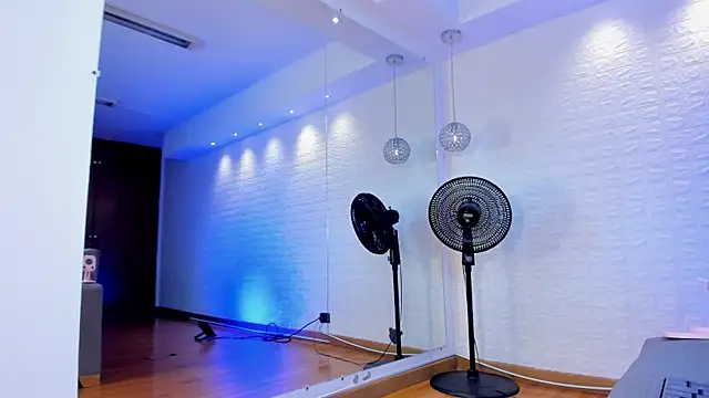 violet scott online show from 21, 1, 2025