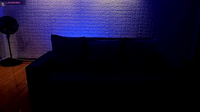 violet scott online show from 26, 2, 2025