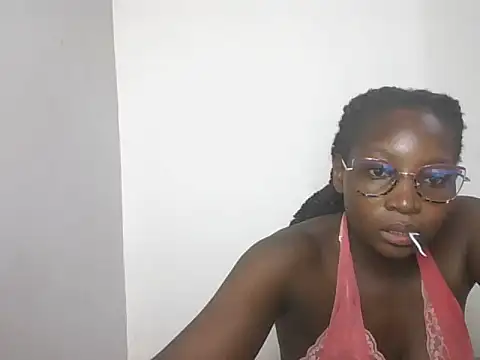 Snapshot of Puliza_wet chatting on 11, 9, 2025 Puliza wet online show from 11, 9, 2025