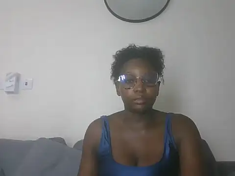 Snapshot of Puliza_wet chatting on 17, 10, 2025 Puliza wet online show from 17, 10, 2025