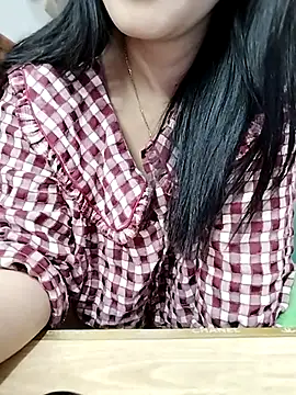 cream1299 online show from 8, 3, 2025