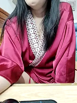 cream1299 online show from 10, 3, 2025