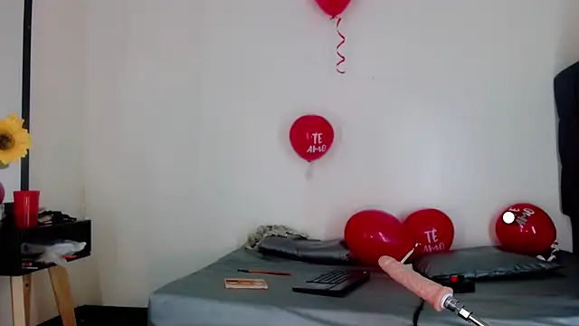 Snapshot of la_ratona_1 chatting on 17, 2, 2025 la ratona 1 online show from 17, 2, 2025