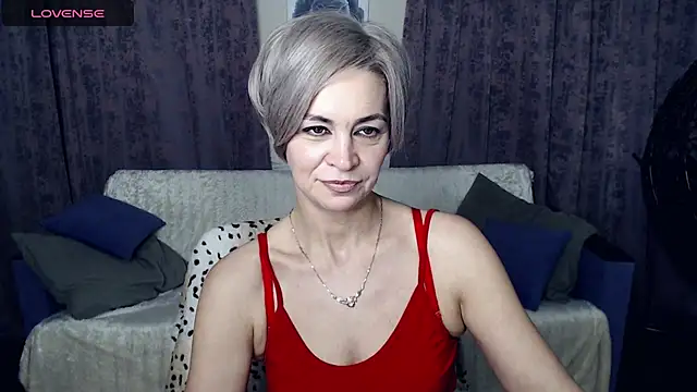 Blonde lola444 online show from 18, 12, 2024