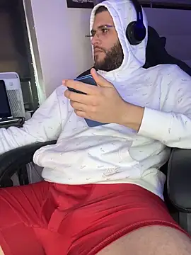 Snapshot of Joker19196 chatting on 18, 12, 2025 Joker19196 online show from 18, 12, 2025