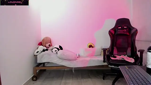 Biancastrongg online show from 29, 11, 2025