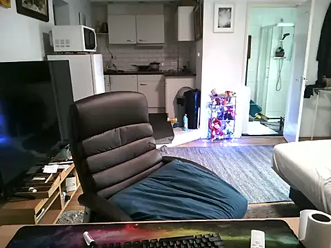 mihaimichael online show from 8, 10, 2025