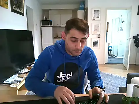 mihaimichael online show from 12, 5, 2026