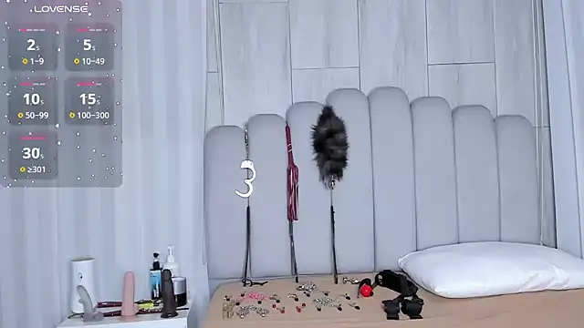 Snapshot of mileyerikson chatting on 30, 11, 2025 mileyerikson online show from 30, 11, 2025