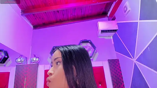 Karoll014 online show from 23, 2, 2026