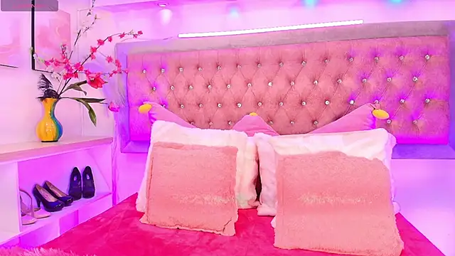 Tayzon Foxxx online show from 11, 10, 2025