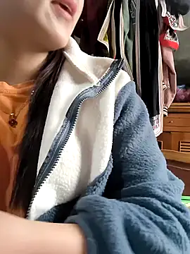 Snapshot of Sweetlove_77 chatting on 2, 1, 2025 Sweetlove 77 online show from 2, 1, 2025