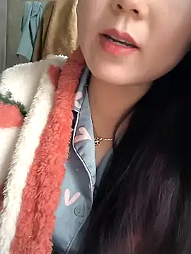 Snapshot of Sweetlove_77 chatting on 5, 1, 2025 Sweetlove 77 online show from 5, 1, 2025