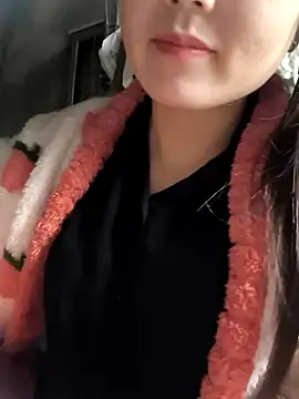 Snapshot of Sweetlove_77 chatting on 6, 1, 2025 Sweetlove 77 online show from 6, 1, 2025