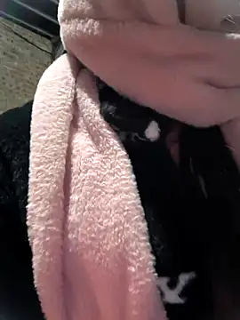 Snapshot of Sweetlove_77 chatting on 11, 1, 2025 Sweetlove 77 online show from 11, 1, 2025