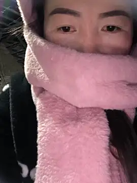 Snapshot of Sweetlove_77 chatting on 12, 1, 2025 Sweetlove 77 online show from 12, 1, 2025