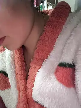 Snapshot of Sweetlove_77 chatting on 16, 1, 2025 Sweetlove 77 online show from 16, 1, 2025