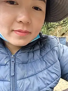 Snapshot of Sweetlove_77 chatting on 19, 1, 2025 Sweetlove 77 online show from 19, 1, 2025