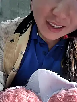 Snapshot of Sweetlove_77 chatting on 26, 2, 2025 Sweetlove 77 online show from 26, 2, 2025