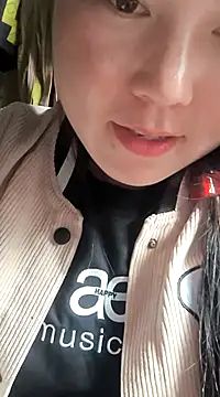 Snapshot of Sweetlove_77 chatting on 15, 3, 2025 Sweetlove 77 online show from 15, 3, 2025