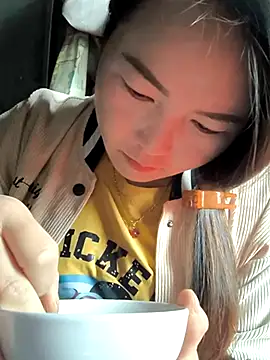 Snapshot of Sweetlove_77 chatting on 20, 3, 2025 Sweetlove 77 online show from 20, 3, 2025