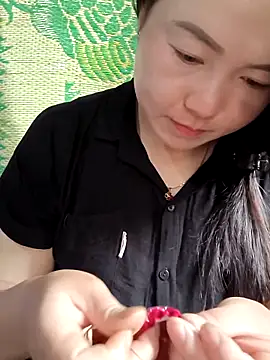 Snapshot of Sweetlove_77 chatting on 12, 9, 2025 Sweetlove 77 online show from 12, 9, 2025