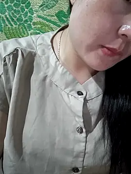 Snapshot of Sweetlove_77 chatting on 18, 9, 2025 Sweetlove 77 online show from 18, 9, 2025