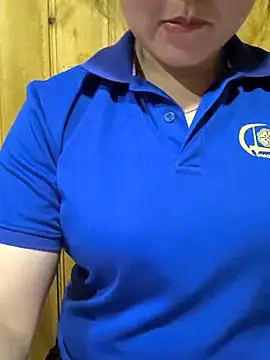 Snapshot of Sweetlove_77 chatting on 7, 10, 2025 Sweetlove 77 online show from 7, 10, 2025