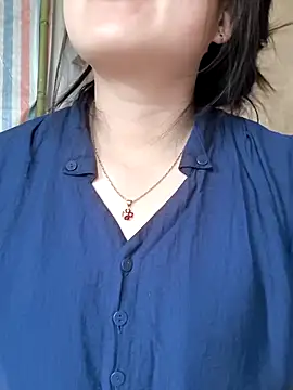 Snapshot of Sweetlove_77 chatting on 23, 10, 2025 Sweetlove 77 online show from 23, 10, 2025