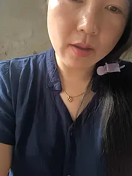 Snapshot of Sweetlove_77 chatting on 29, 10, 2025 Sweetlove 77 online show from 29, 10, 2025