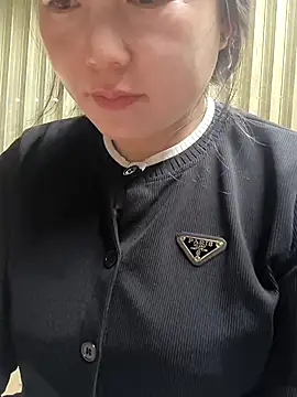 Snapshot of Sweetlove_77 chatting on 6, 11, 2025 Sweetlove 77 online show from 6, 11, 2025