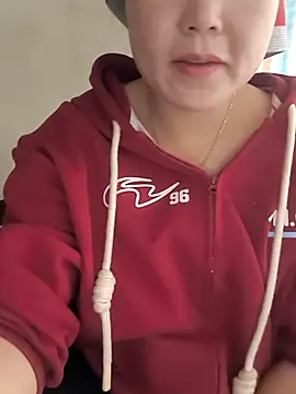 Snapshot of Sweetlove_77 chatting on 14, 11, 2025 Sweetlove 77 online show from 14, 11, 2025