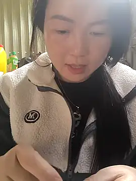 Snapshot of Sweetlove_77 chatting on 16, 11, 2025 Sweetlove 77 online show from 16, 11, 2025