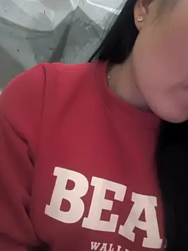 Snapshot of Sweetlove_77 chatting on 18, 11, 2025 Sweetlove 77 online show from 18, 11, 2025