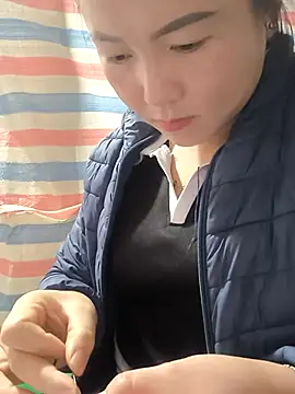 Snapshot of Sweetlove_77 chatting on 22, 11, 2025 Sweetlove 77 online show from 22, 11, 2025