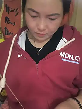 Snapshot of Sweetlove_77 chatting on 28, 11, 2025 Sweetlove 77 online show from 28, 11, 2025