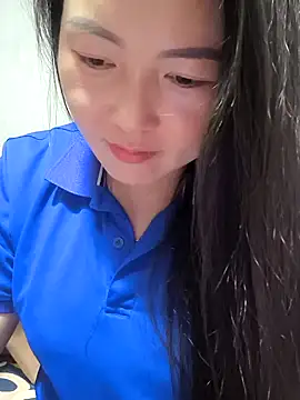 Snapshot of Sweetlove_77 chatting on 3, 12, 2025 Sweetlove 77 online show from 3, 12, 2025