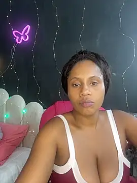 Snapshot of AlisonHoot69 chatting on 27, 10, 2025 AlisonHoot69 online show from 27, 10, 2025