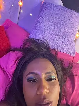 Snapshot of AlisonHoot69 chatting on 18, 11, 2025 AlisonHoot69 online show from 18, 11, 2025