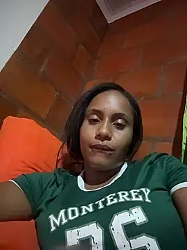 AlisonHoot69 online show from 5, 2, 2026