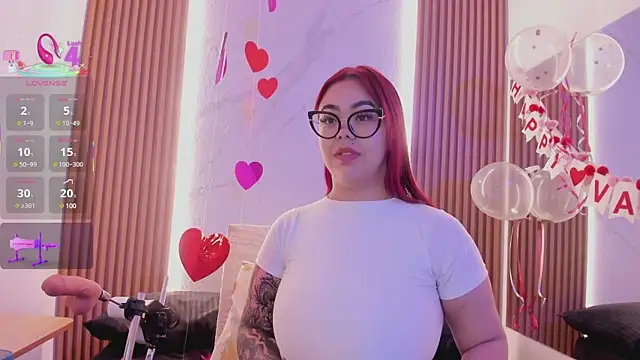 juicy led  online show from 8, 2, 2025