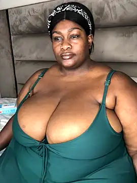 bustytitsxxx online show from 4, 12, 2024