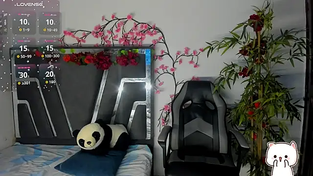 Snapshot of Black_Rose2 chatting on 22, 10, 2025 Black Rose2 online show from 22, 10, 2025