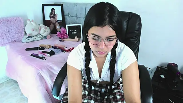  Vicky sweet online show from 13, 3, 2025