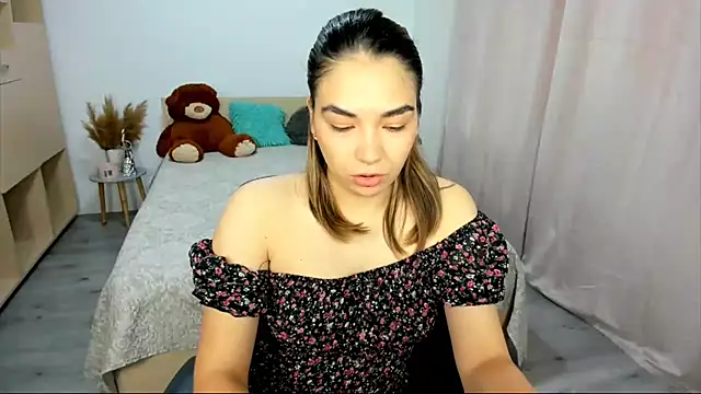 Alexa Dolly12 online show from 6, 10, 2025