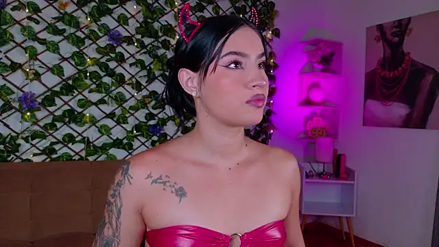 Snapshot of melody_cute10 chatting on 21, 5, 2026 melody cute10 online show from 21, 5, 2026