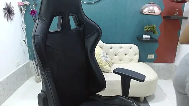 Snapshot of Melikasweetz chatting on 14, 2, 2025 Melikasweetz online show from 14, 2, 2025