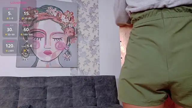 Snapshot of taty_miller chatting on 3, 10, 2025 taty miller online show from 3, 10, 2025