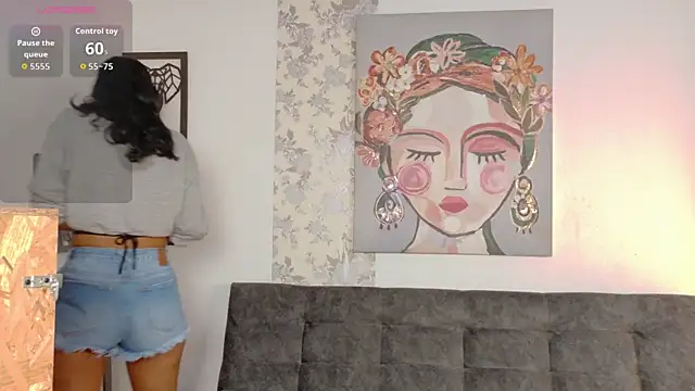 Snapshot of taty_miller chatting on 4, 10, 2025 taty miller online show from 4, 10, 2025